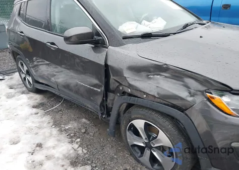 2018 Jeep Compass Latitude 4X4 from USA, damaged, VIN 3C4NJDBB8JT117175